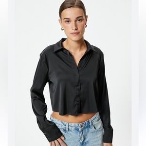 Love Tree Black Cropped Satin Button-Down Shirt